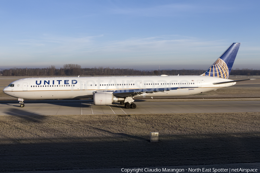 United Airlines Boeing 767-424(ER) (N68061) | Photo 97316