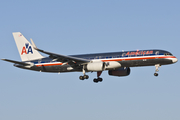 American Airlines Boeing 757-223 (N680AN) at  Dallas/Ft. Worth - International, United States