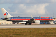 American Airlines Boeing 757-223 (N680AN) at  Miami - International, United States