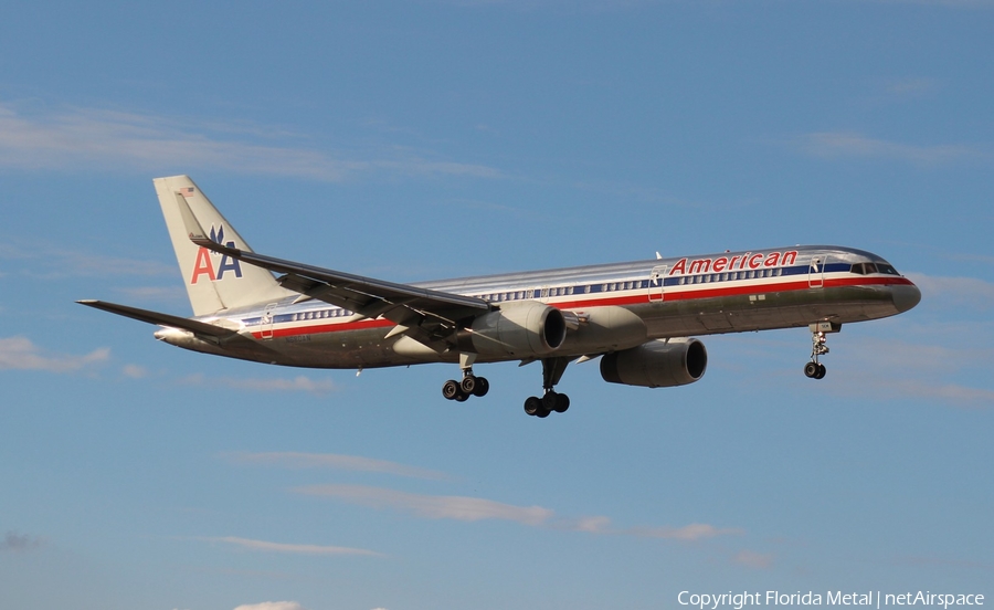 American Airlines Boeing 757-223 (N680AN) | Photo 621855