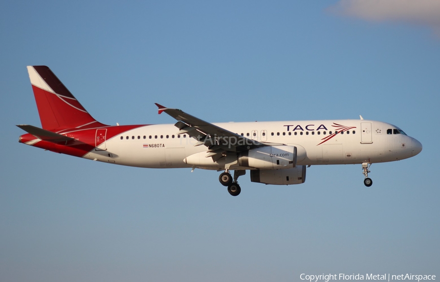 TACA International Airlines Airbus A320-233 (N680TA) | Photo 301321