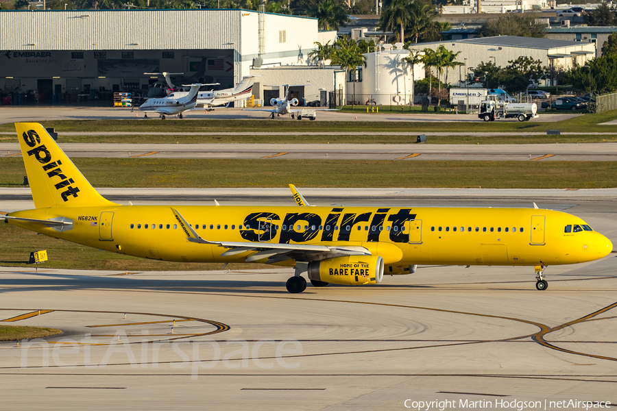 Spirit Airlines Airbus A321-231 (N682NK) | Photo 347045