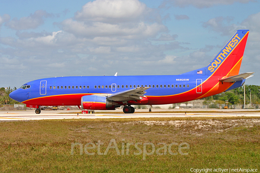 Southwest Airlines Boeing 737-3Y0 (N682SW) | Photo 169665