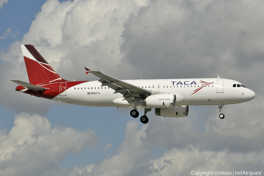 TACA International Airlines Airbus A320-233 (N682TA) | Photo 19240