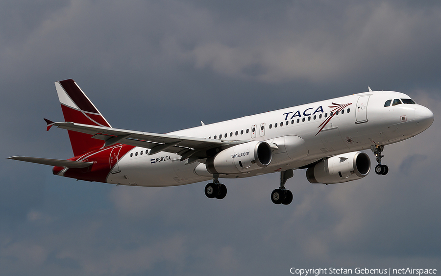 TACA International Airlines Airbus A320-233 (N682TA) | Photo 2626