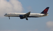 Delta Air Lines Boeing 757-232 (N683DA) at  Los Angeles - International, United States