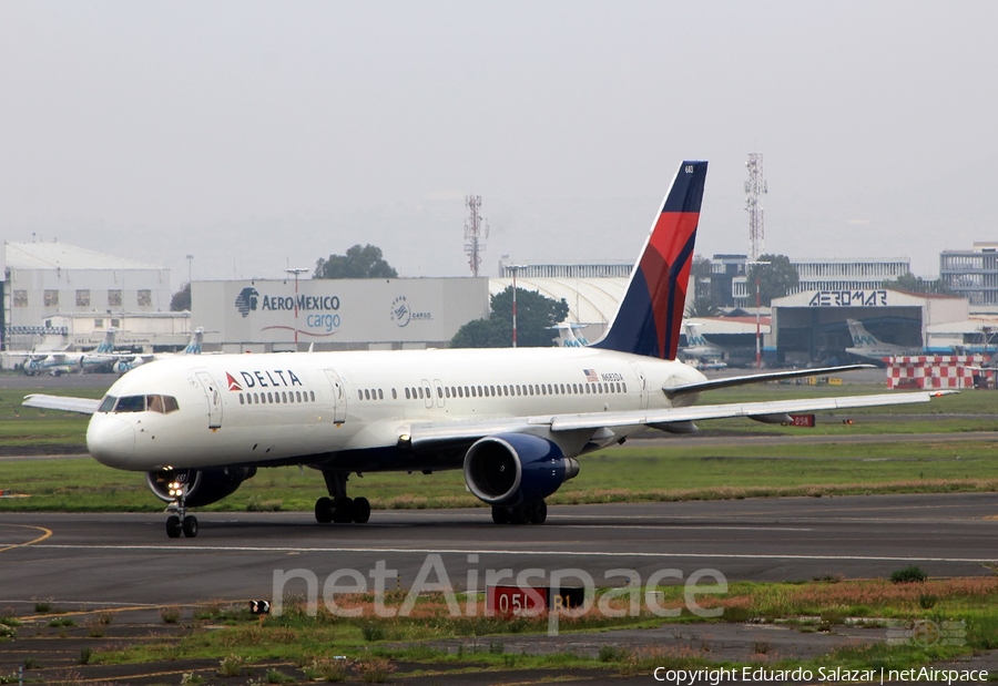 Delta Air Lines Boeing 757-232 (N683DA) | Photo 145420