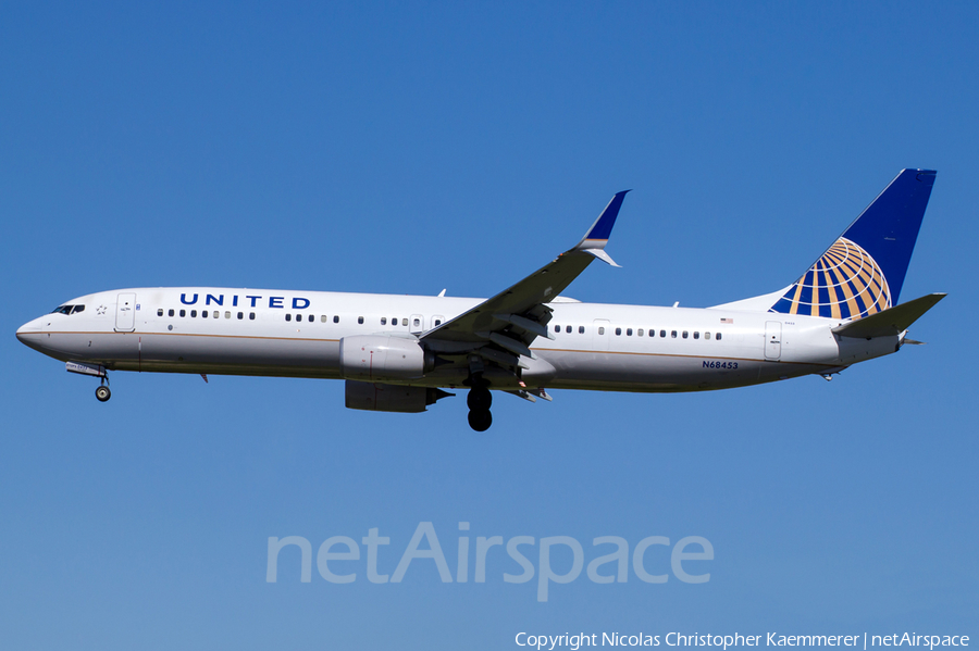 United Airlines Boeing 737-924(ER) (N68453) | Photo 161214