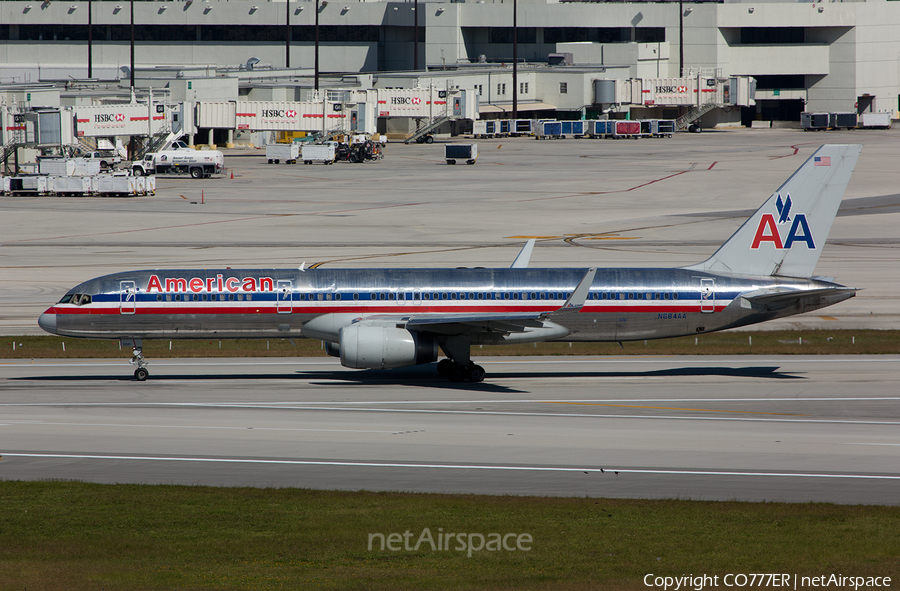 American Airlines Boeing 757-223 (N684AA) | Photo 14002