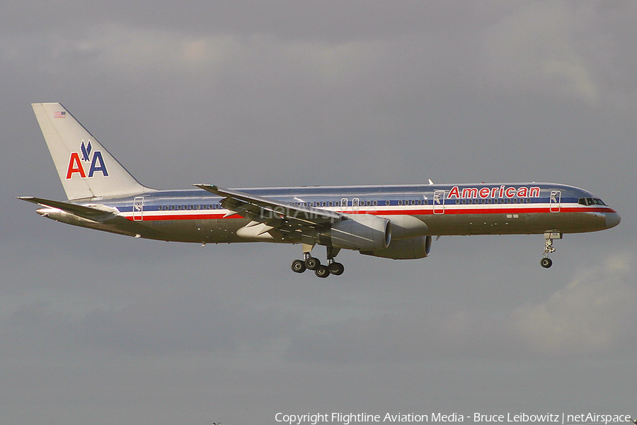 American Airlines Boeing 757-223 (N684AA) | Photo 84211