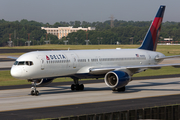 Delta Air Lines Boeing 757-232 (N684DA) at  Atlanta - Hartsfield-Jackson International, United States