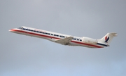 American Eagle (Envoy) Embraer ERJ-145LR (N684JW) at  Miami - International, United States
