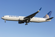 United Airlines Boeing 767-3CB(ER) (N684UA) at  London - Heathrow, United Kingdom