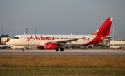 Avianca El Salvador Airbus A320-233 (N685TA) at  Miami - International, United States