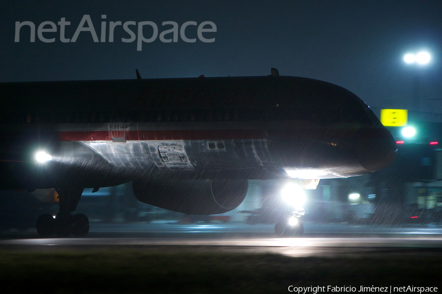 American Airlines Boeing 757-223 (N686AA) | Photo 7503
