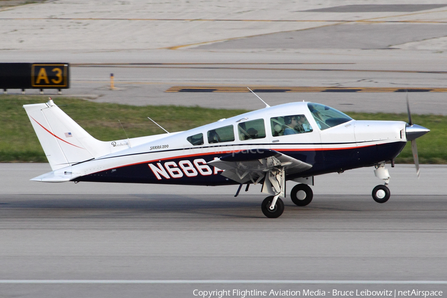 (Private) Beech C24R Sierra 200 (N686AU) | Photo 95253