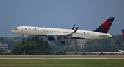 Delta Air Lines Boeing 757-232 (N686DA) at  Atlanta - Hartsfield-Jackson International, United States