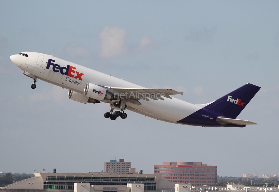 FedEx Airbus A300F4-605R (N686FE) | Photo 302074