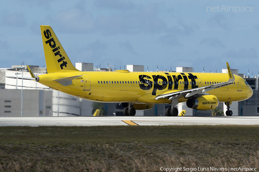 Spirit Airlines Airbus A321-231 (N686NK) | Photo 679913
