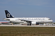 TACA International Airlines Airbus A320-214 (N686TA) at  Miami - International, United States