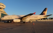 TACA International Airlines Airbus A320-233 (N687TA) at  Miami - International, United States