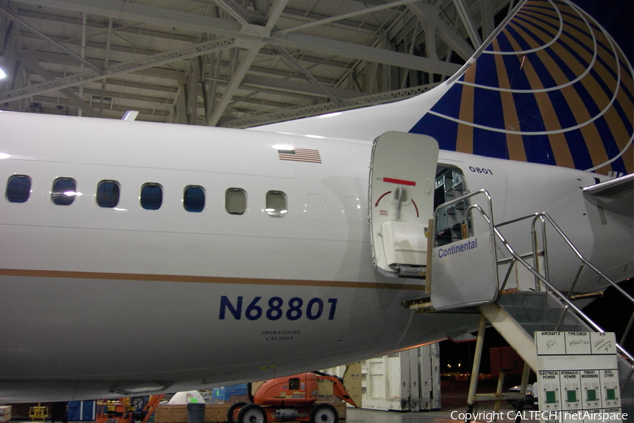 United Airlines Boeing 737-924(ER) (N68801) | Photo 29837