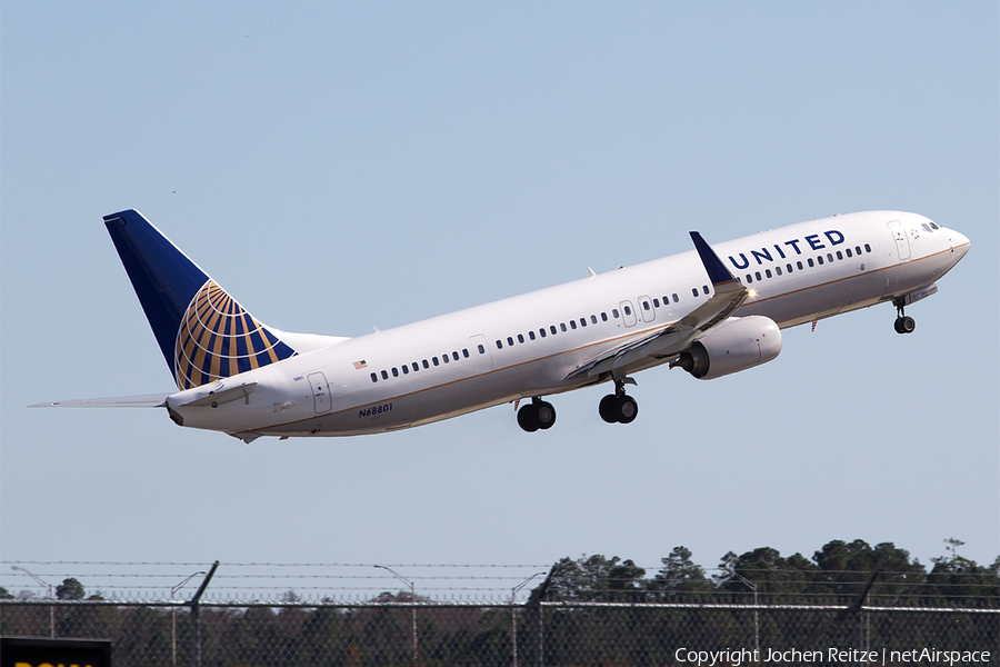 United Airlines Boeing 737-924(ER) (N68801) | Photo 43674