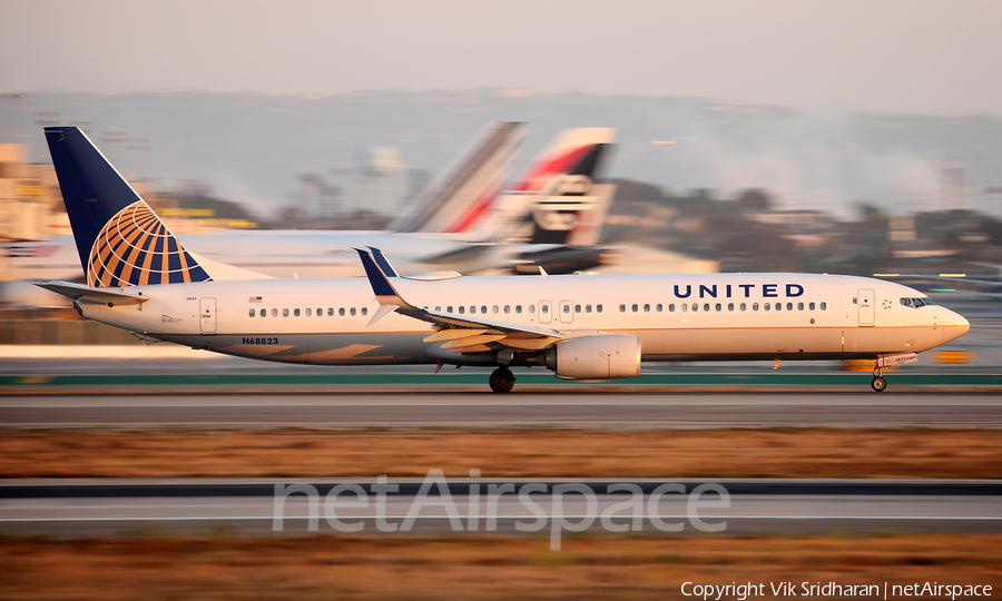 United Airlines Boeing 737-924(ER) (N68823) | Photo 194314