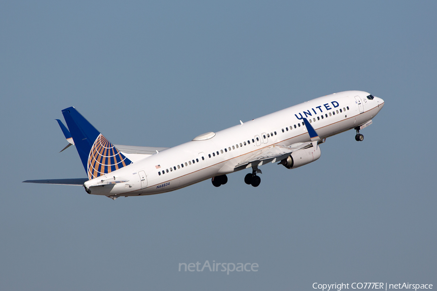 United Airlines Boeing 737-924(ER) (N68834) | Photo 111166