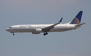 United Airlines Boeing 737-924(ER) (N68880) at  Los Angeles - International, United States