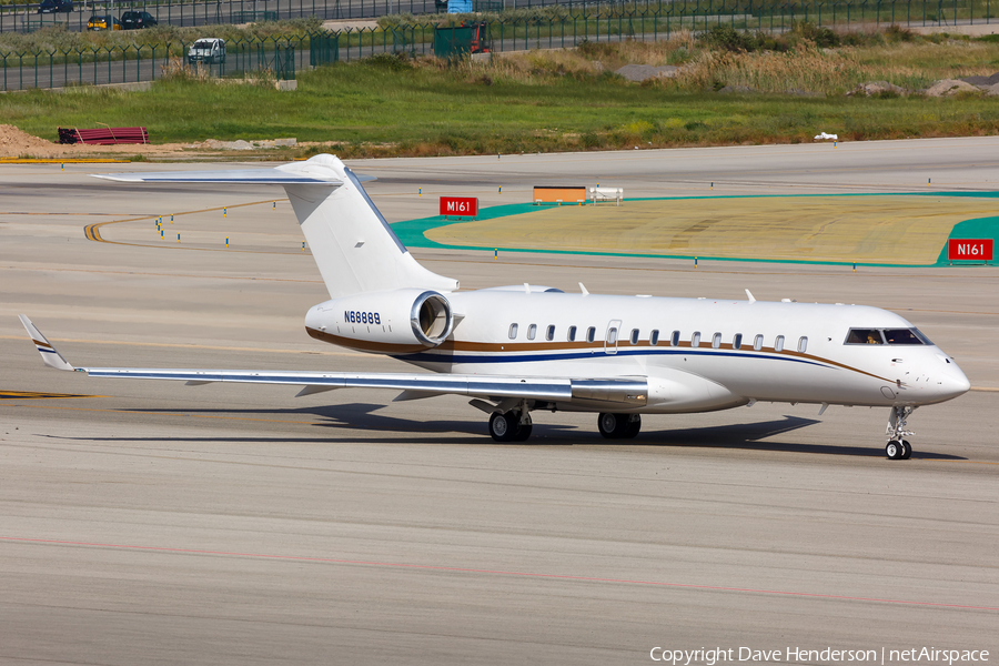 (Private) Bombardier BD-700-1A10 Global 6000 (N68889) | Photo 157850