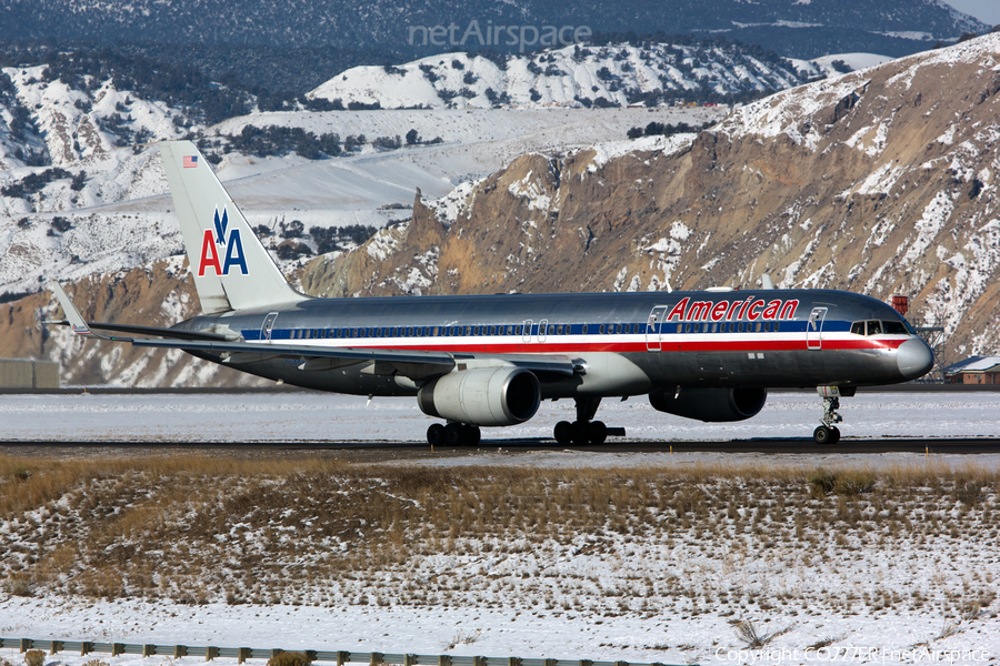American Airlines Boeing 757-223 (N688AA) | Photo 94906