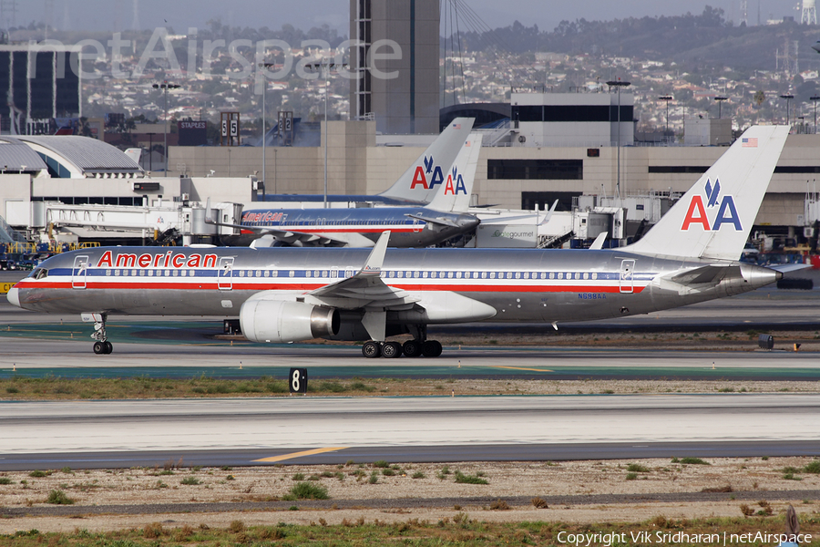 American Airlines Boeing 757-223 (N688AA) | Photo 12621