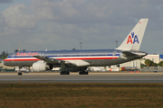 American Airlines Boeing 757-223 (N688AA) at  Miami - International, United States