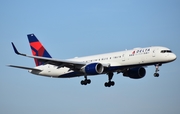 Delta Air Lines Boeing 757-232 (N688DL) at  Atlanta - Hartsfield-Jackson International, United States