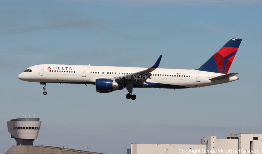 Delta Air Lines Boeing 757-232 (N688DL) | Photo 295922