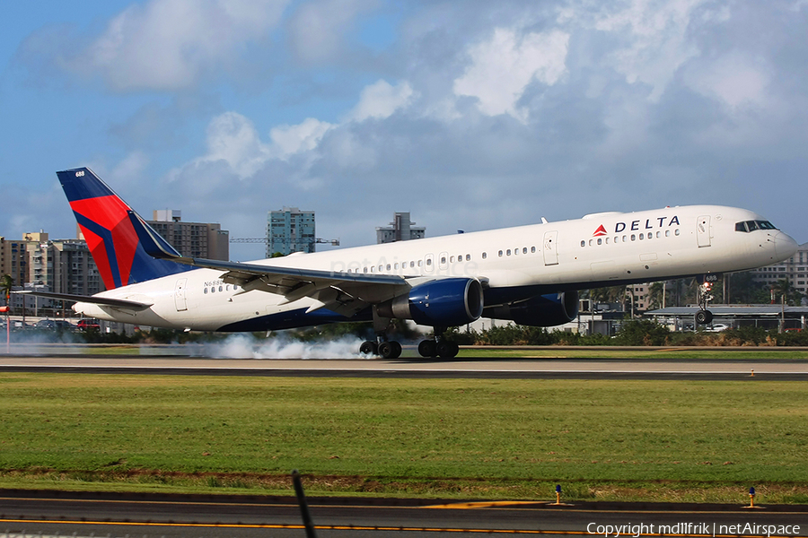 Delta Air Lines Boeing 757-232 (N688DL) | Photo 290672