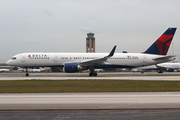 Delta Air Lines Boeing 757-232 (N689DL) at  Ft. Lauderdale - International, United States
