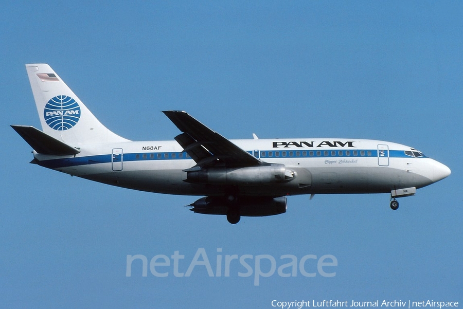 Pan Am - Pan American World Airways Boeing 737-222 (N68AF) | Photo 401392