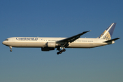 United Airlines Boeing 767-424(ER) (N69059) at  Amsterdam - Schiphol, Netherlands