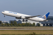 United Airlines Boeing 767-424(ER) (N69059) at  Berlin Brandenburg, Germany