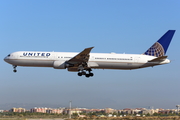 United Airlines Boeing 767-424(ER) (N69063) at  Barcelona - El Prat, Spain