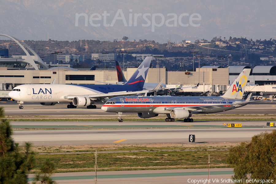 American Airlines Boeing 757-223 (N690AA) | Photo 18127