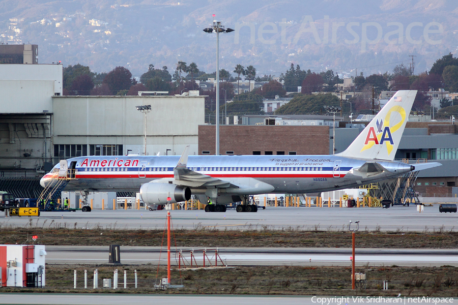 American Airlines Boeing 757-223 (N690AA) | Photo 35464