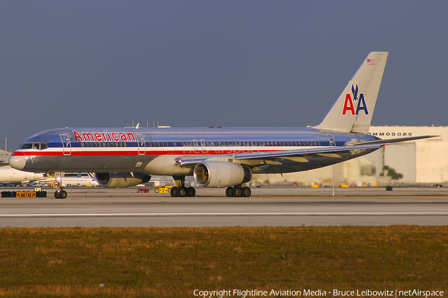 American Airlines Boeing 757-223 (N690AA) | Photo 84208