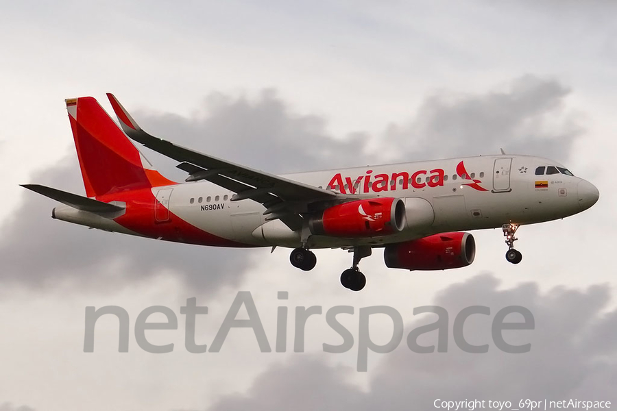 Avianca Airbus A319-132 (N690AV) | Photo 68043