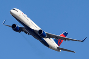 Delta Air Lines Boeing 757-232 (N690DL) at  New York - John F. Kennedy International, United States