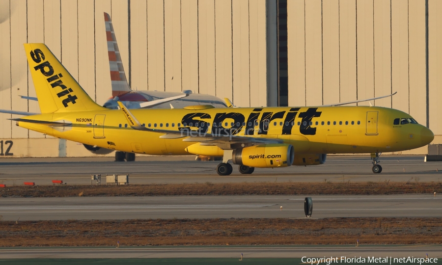 Spirit Airlines Airbus A320-232 (N690NK) | Photo 669431
