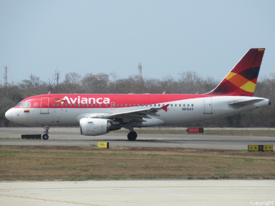 Avianca Airbus A319-115 (N691AV) | Photo 300799