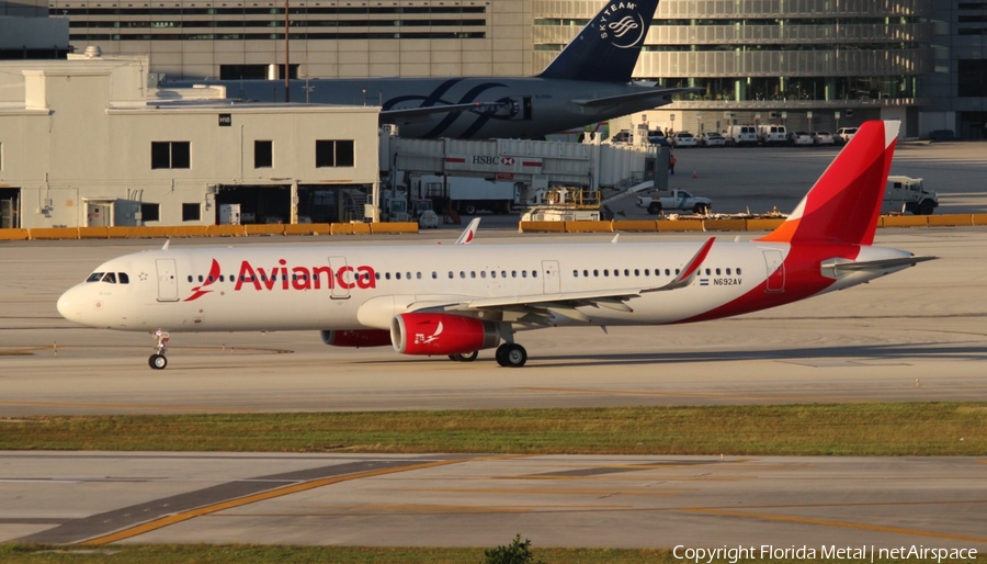 Avianca Airbus A321-231 (N692AV) | Photo 295915